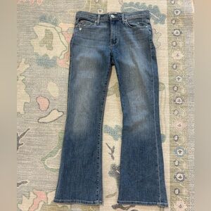Hudson jeans, mid-rise boot-cut cropped Jean. Women’s size 26.